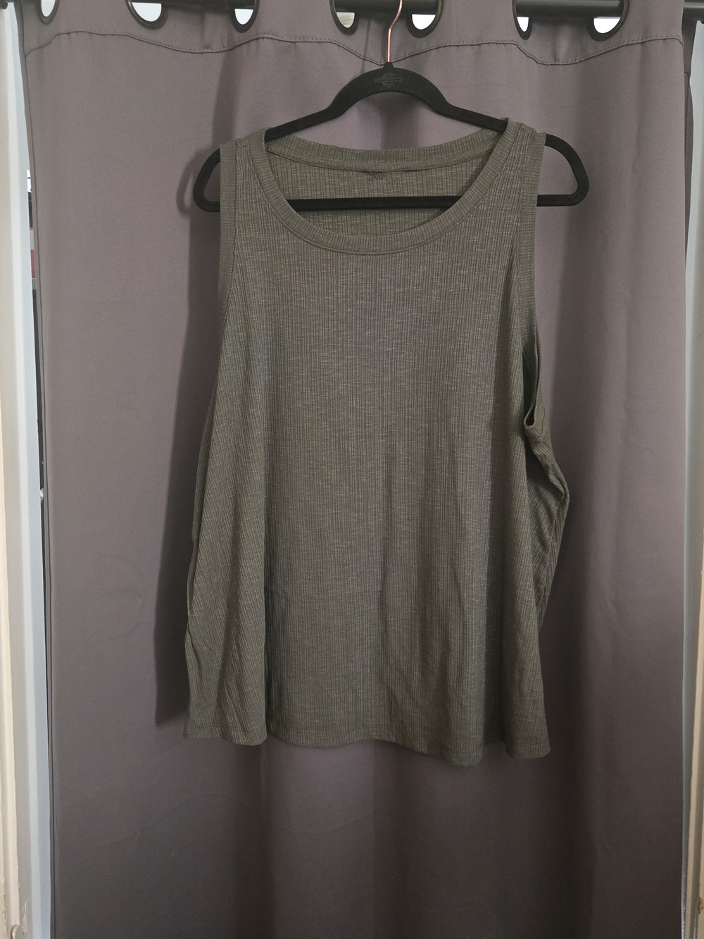 Time and Tru Olive Ribbed Sleeveless Tank Top